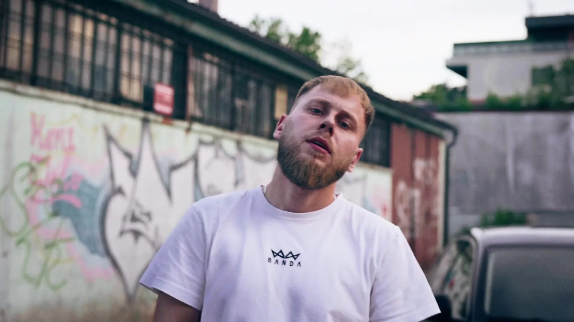 Kreatywne video, Wizualizacja dla Bandy, plener uliczny, Warsaw